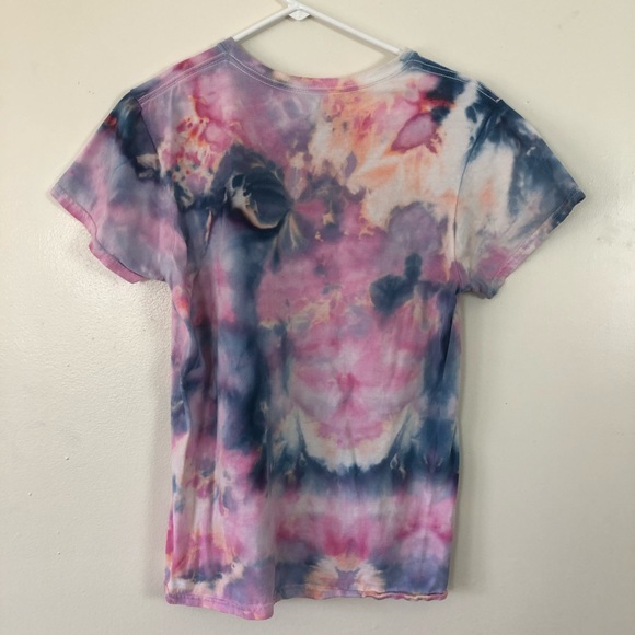 ✨Handmade Tie-Dye Short Sleeve Top✨ - Picture 4 of 4